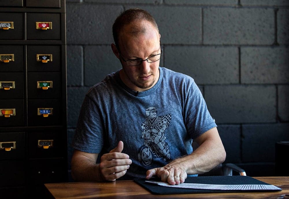 Jeremy Griffith with an Ellusionist product